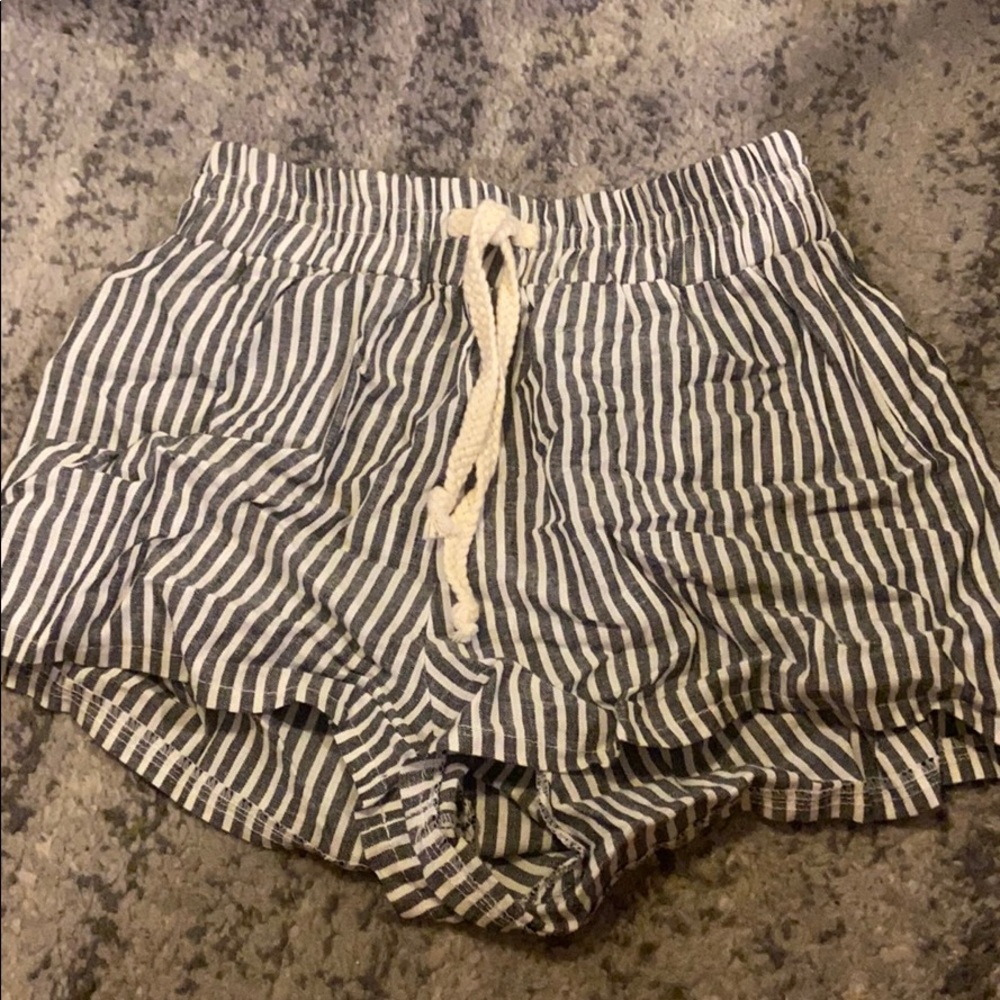 Suite Benedict striped blue/white shorts size s